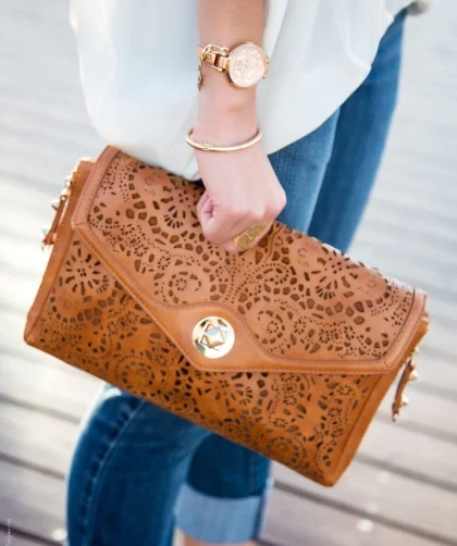 11 Casual and Stylish Ankle Strap Heels Outfits for Spring 2025