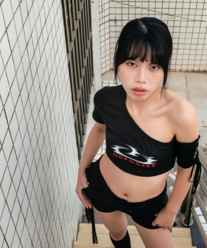Clean Girl Streetwear: Everyday Outfit Rules for 2026
