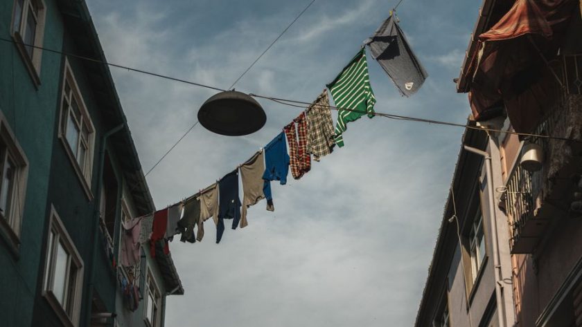 Linen Clothes Care: Sustainable Tips to Make Them Last Longer Linen Clothes Care: Sustainable Tips to Make Them Last Longer
