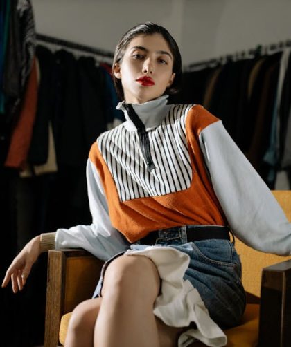 Stop Guessing: How an Outfit Color Combinations App Fixes Your Wardrobe