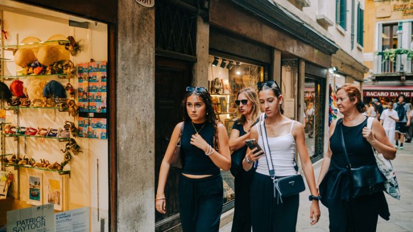 Power Outfits: 5 Professional Combinations That Work Power Outfits: 5 Professional Combinations That Work