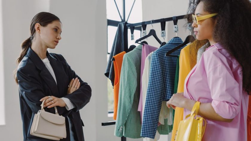 What To Wear To A Destination Wedding: Destination Wedding Outfits That Work in Any Climate (2026)